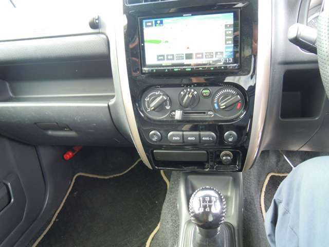 スズキ ジムニー 660 クロスアドベンチャー 4WD リフトアップ 5速 MT 静岡県の詳細画像 その18