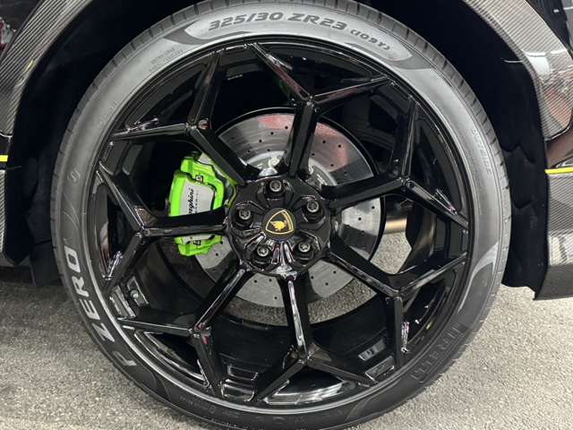 Lamborghini Urus, фото 28