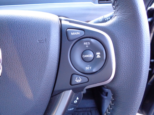 多彩な安心・快適機能を搭載した先進の安全運転支援システムのＨｏｎｄａ　ＳＥＮＳＩＮＧを搭載しております。
