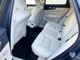 ◆運転席・助手席はもちろん、後部座席にお座りの方にもコンフォータブルな時間を提供。移動が楽しくなる贅沢空間です