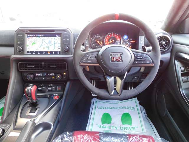 日産 GT-R 3.8 NISMO スペシャル エディション 4WD ワンオーナー&禁煙車 神奈川県の詳細画像 その16