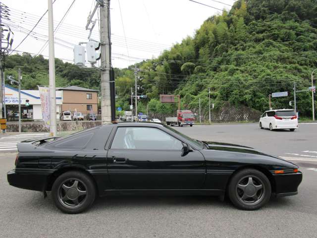 トヨタ スープラ 2.5 GTツインターボR 5MT レカロシート 広島県の詳細画像 その15