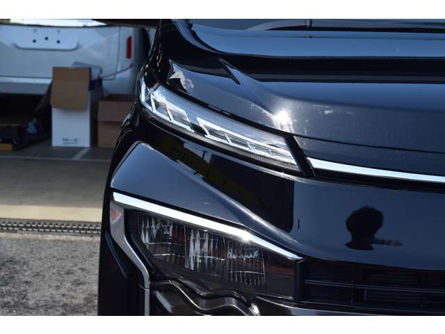 トヨタ ヴォクシー 2.0 S-G 電動ドア 衝突軽減 LEDライト 8人乗 滋賀県の詳細画像 その13