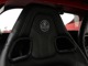 運転席のヘッドレストにあたる部分にはロータスのロゴマークが装飾されています。