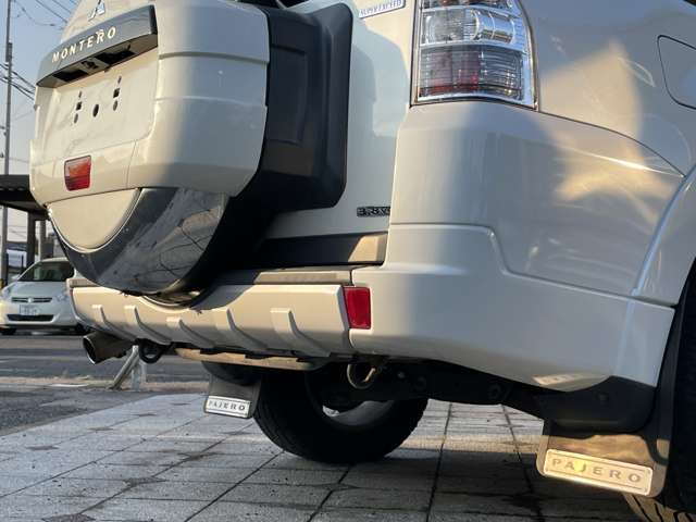 2010 Mitsubishi Pajero – thumbnail 44