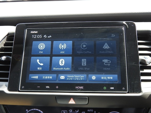 ホンダ純正ギャザズ８インチディスプレイオーディオです（ＶＸ－２４０ＺＦＥ）。Bluetooth音楽再生・ハンズフリーがご使用できます。Apple CarPlay／Android Auto対応です！