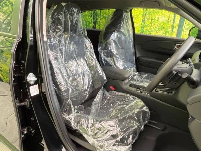 もちろん車内はキレイです♪よりクリーンな状態をキープしたいお客様には『ナノゾーンコート』がおすすめ！新型コロナウイルス対策や、除菌・消臭に効果を発揮し多くの方にご好評いただいております。