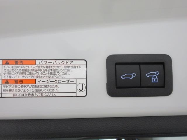 トヨタ カローラクロス 1.8 ハイブリッド Z E-Four 4WD  和歌山県の詳細画像 その12
