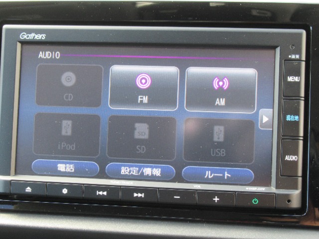 CD、Blurtooth機能、外部オーディオ接続、ラジオなどに対応しています。