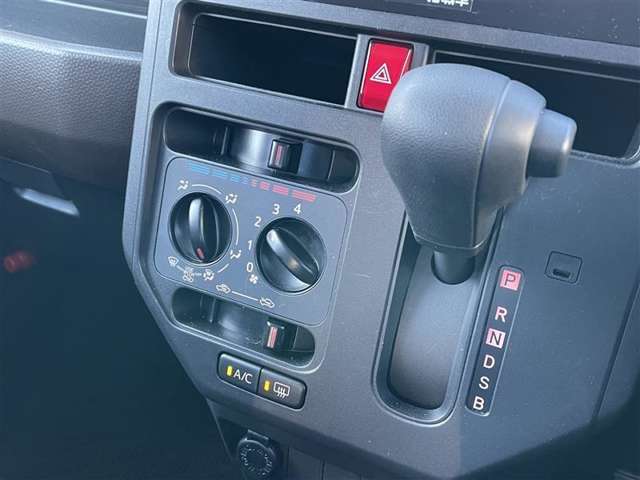 トヨタ ルーミー 1.0 X 4WD 夏タイヤ・冬タイヤ付き・片側電動スライド 北海道の詳細画像 その15