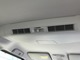 後席天井には、送風口がついているので広い車内でも効率的にエアコンの風を循環できますよ！