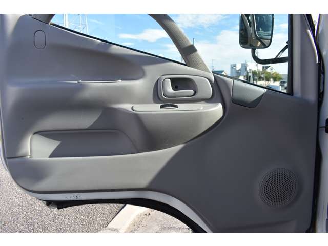 トヨタ トヨエース PS PW 3.0DT 4AT 積載1000kg 4WD 全塗装 ETC 大阪府の詳細画像 その10
