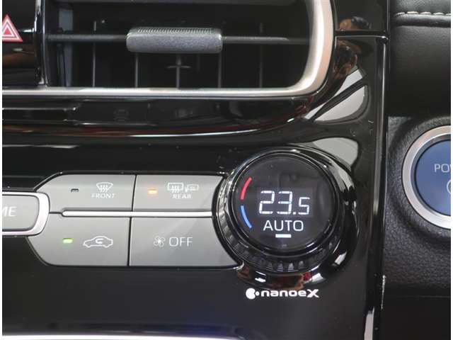 トヨタ アクア 1.5 Z E-Four 4WD 寒冷地仕様 群馬県の詳細画像 その10