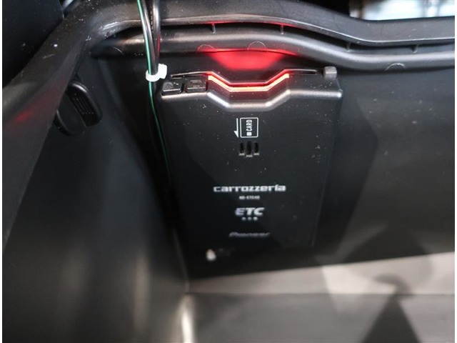 トヨタ ハイラックス 2.4 Z ディーゼルターボ 4WD ワンオーナー 記録簿 禁煙車 トノカバー 群馬県の詳細画像 その16