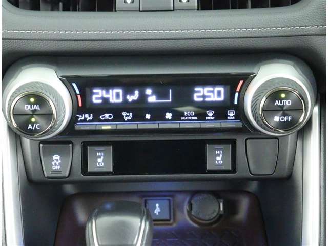 トヨタ RAV4 2.0 G Zパッケージ 4WD 全周囲モニター・Bluetooth・TVフルセグ 神奈川県の詳細画像 その19