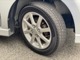 ダイハツ純正14インチアルミホイールがついています。シンプルでかっこいいデザインです。タイヤは交換してほとんど走行されてないので溝はしっかりあります。
