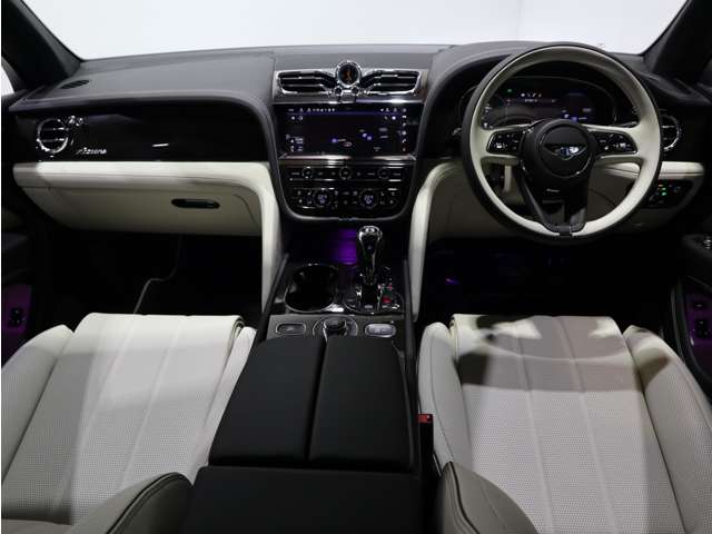 ベントレー ベンテイガ V8 4WD Azure ブラックラインスペック 22AW 北海道の詳細画像 その10