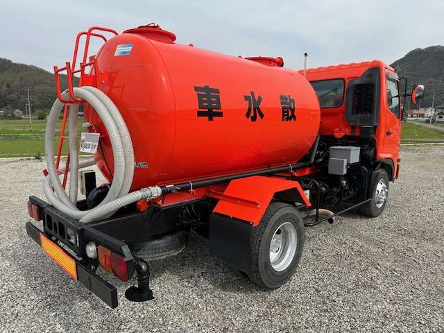 日野自動車 レンジャープロ 積載3700kgマツモト製散水車  広島県の詳細画像 その5