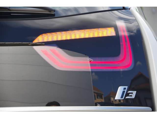 ＢＭＷ i3 スイート レンジエクステンダー装備車 120Ah LEDヘッドライト シートヒーター 埼玉県の詳細画像 その12