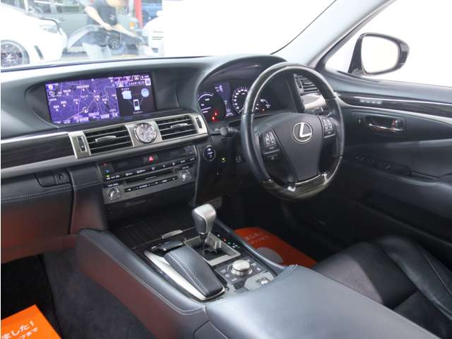 レクサス LSハイブリッド 600h バージョンC 4WD 黒革 新品フルエアロ 新品ホイール・タイヤ 神奈川県の詳細画像 その17
