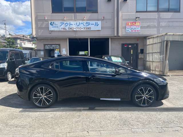 トヨタ プリウス 2.0 Z 新車整備手帳 前後ドラレコ パノラマル-フ 東京都の詳細画像 その5