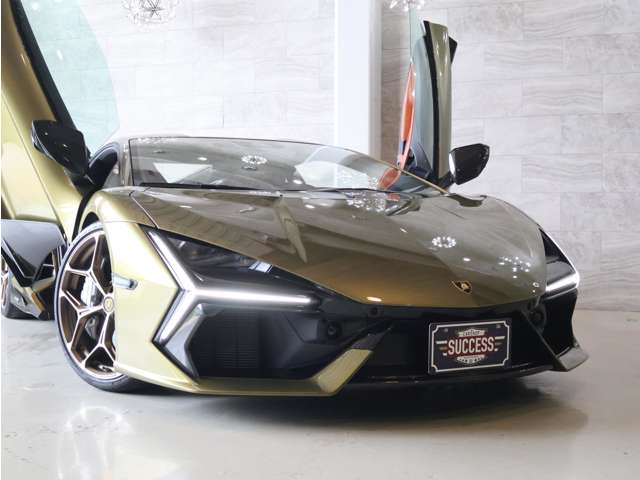 Lamborghini Revuelto, фото 19