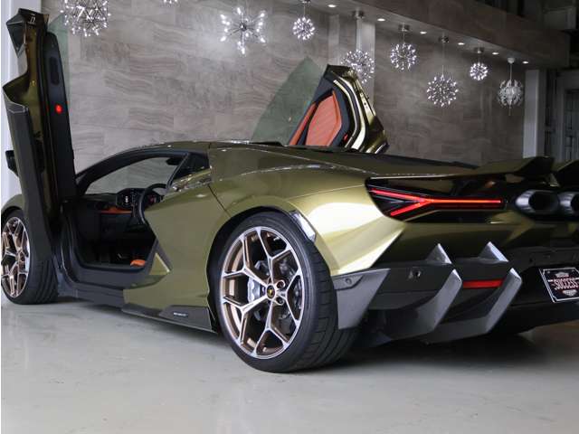 Lamborghini Revuelto, фото 31