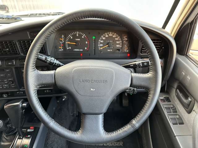 トヨタ ランドクルーザー80 4.2 VXリミテッド ディーゼルターボ 4WD 8ナンバー 中期型 1オーナー 禁煙車 岐阜県の詳細画像 その13