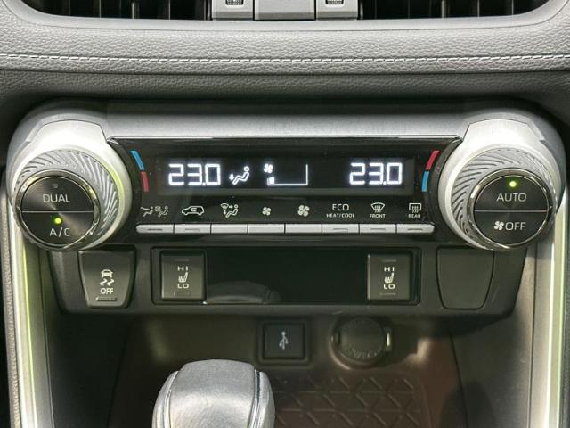 トヨタ RAV4 2.0 G Zパッケージ 4WD サンルーフ/デジタルインナーミラー 奈良県の詳細画像 その12