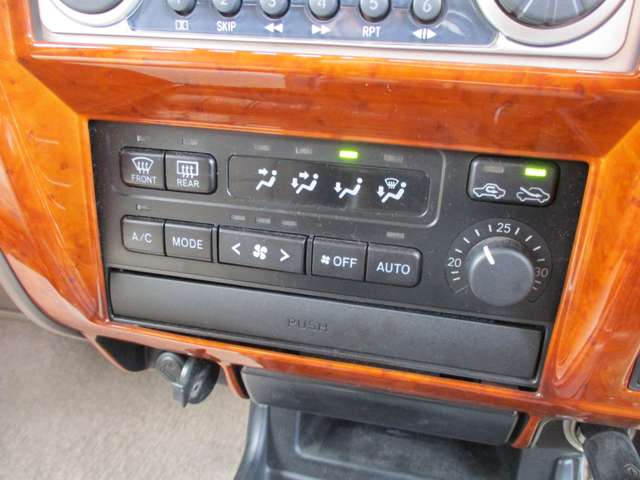 トヨタ ランドクルーザープラド 3.0 TX リミテッド ディーゼルターボ 4WD サンルーフ 背面タイヤ 1オーナー 後期 岡山県の詳細画像 その16