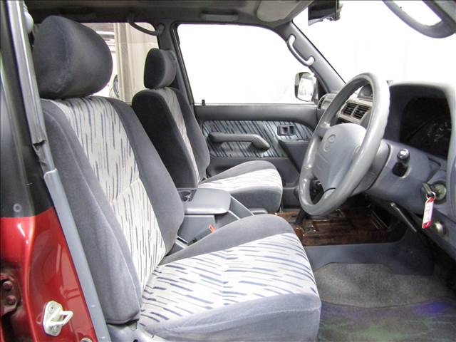 トヨタ ランドクルーザープラド 3.0 TX ディーゼルターボ 4WD 純正ウインチ ワンオーナー 北海道の詳細画像 その15